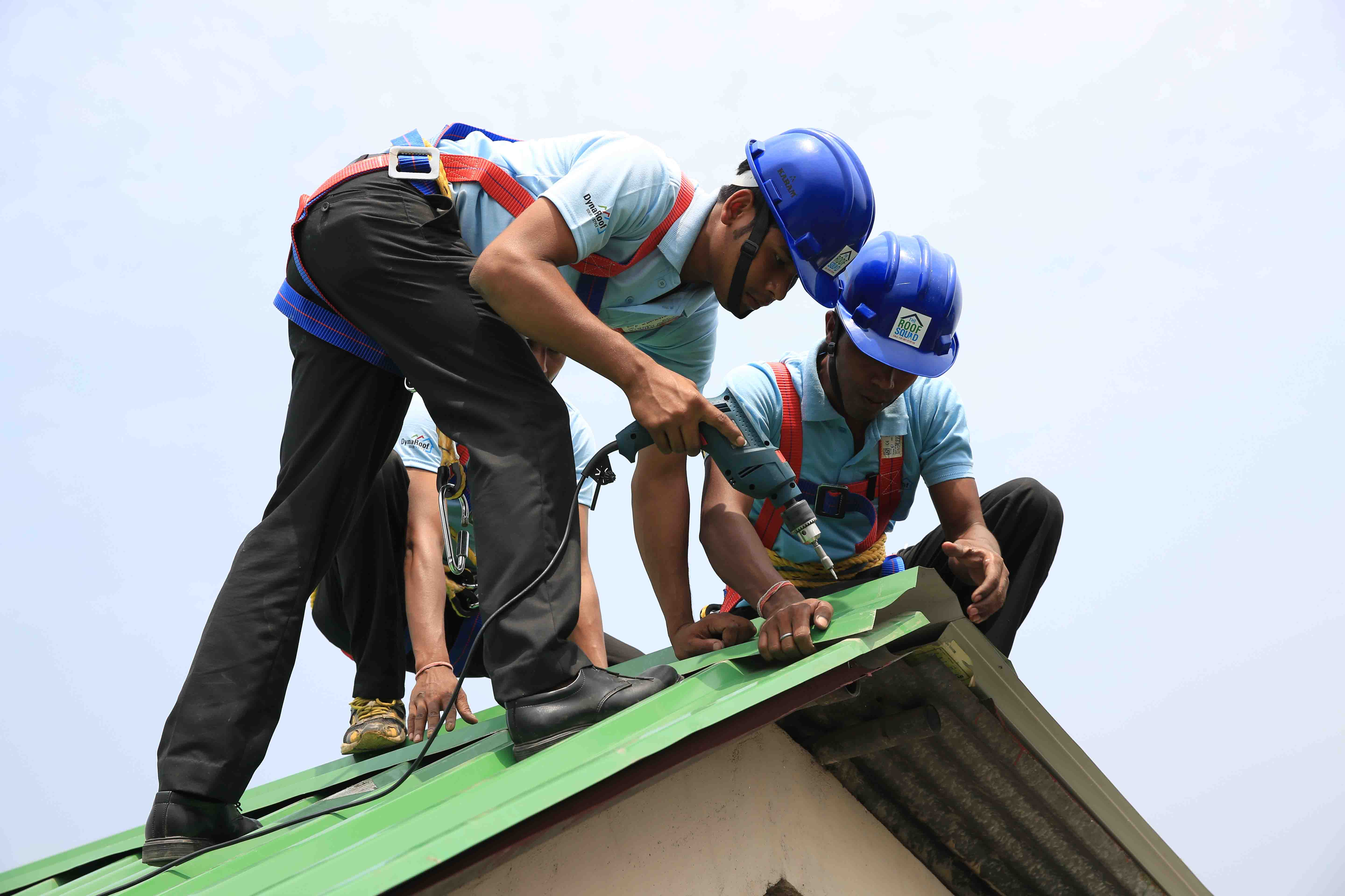 DynaRoof-roof-maintenace-roof-squad-top-part