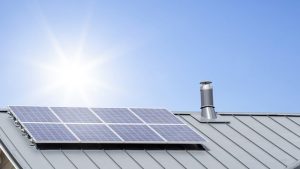 Solar-Panel-on-metal-roof
